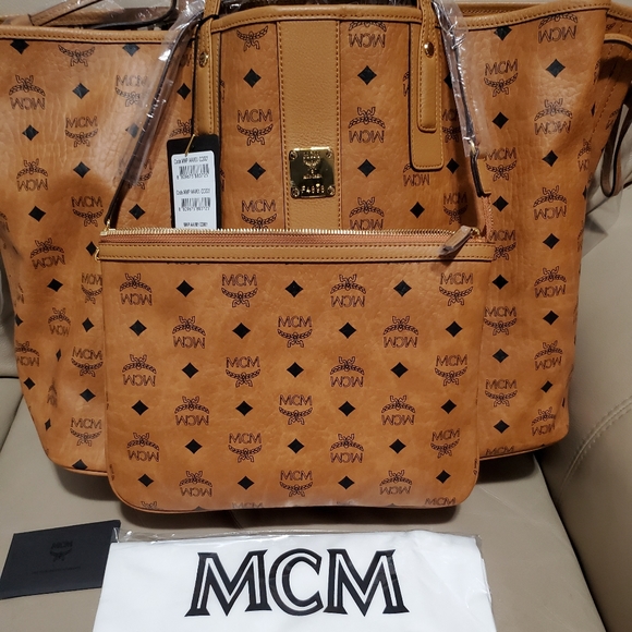 MCM Liz Reversible Large Tote-Cognac - Picture 8 of 8